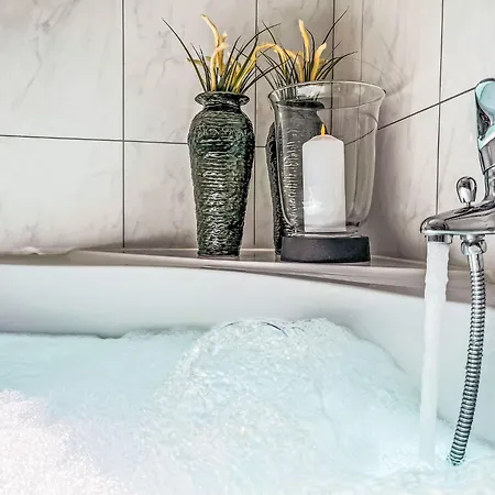 Apartment Chateau B-2 By Interhome *